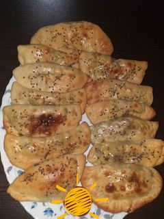 عکسی از دستور پیراشکی مرغ و قارچ 😊