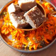 सिंघारे का हलवा (Singhare ka halwa recipe in hindi)-レシピのメイン写真