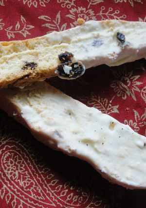 A picture of White Chocolate Walnut Raisin Biscotti.