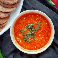 Dahi Tikhari (Spiced, tempered curd) A picture of Dahi Tikhari (Spiced, tempered curd).