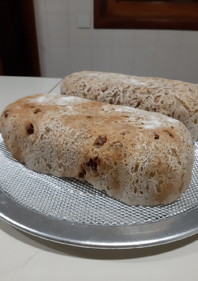 Una foto de Pan saborizado con salame