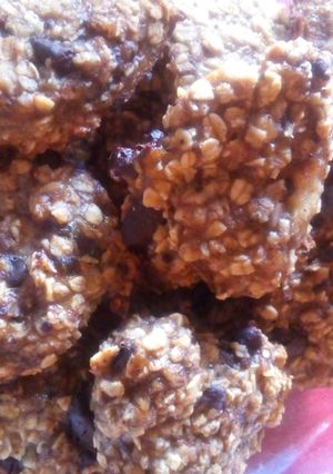 Una foto de Galletas de avena, banana y chocolate
