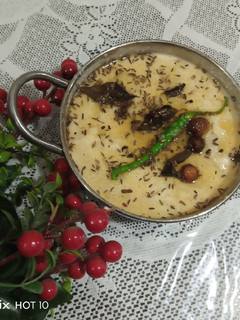 A picture of Lauki ka raita.