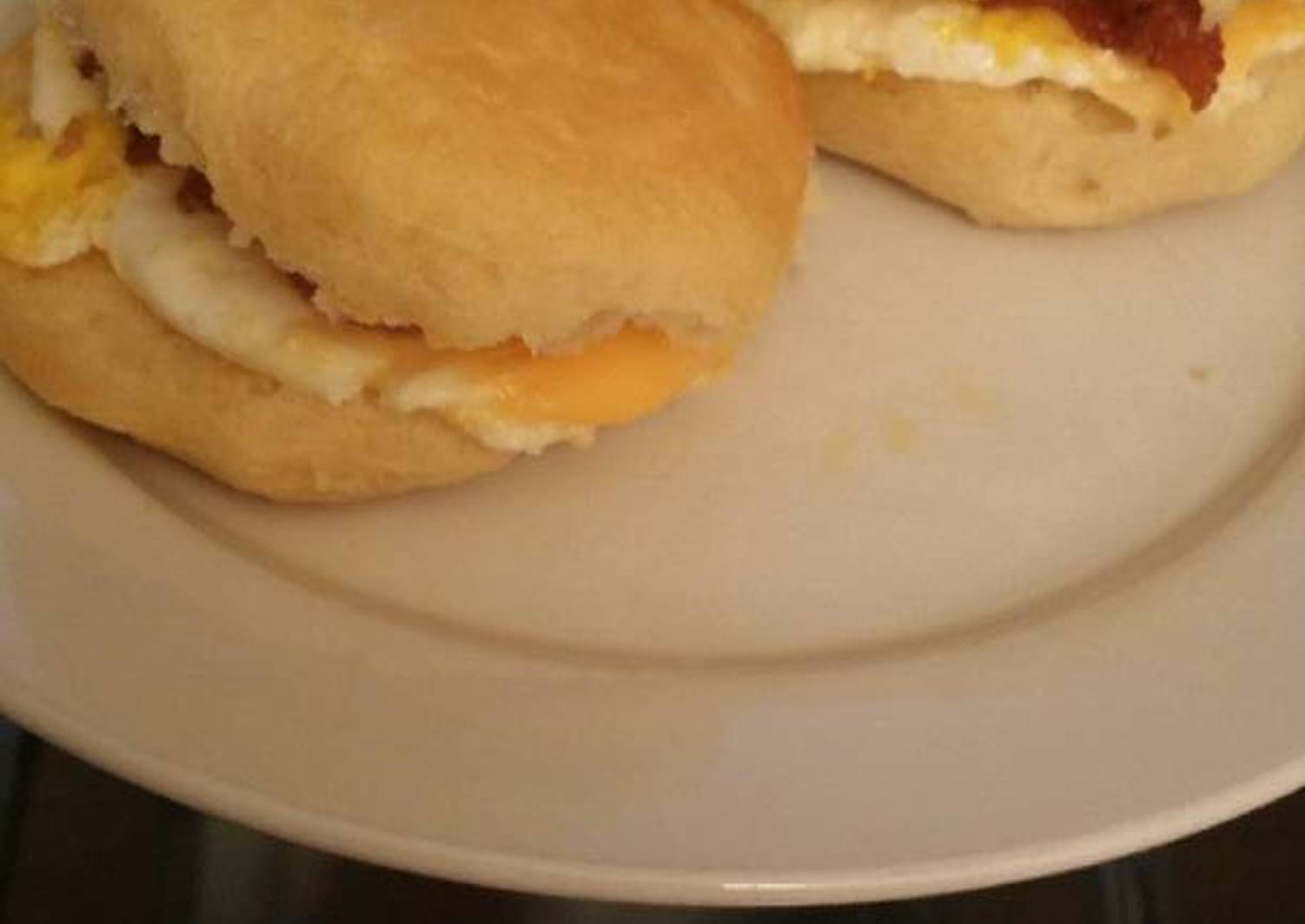 Easy Breakfast Biscuits Recipe by roquel - Cookpad