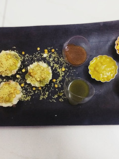 ઉપમા ચાટ (upma Chaat Recipe in Gujarati) રેસીપી મુખ્ય ફોટો