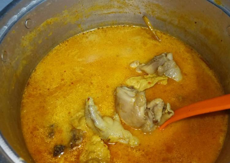 Resep Sayur santan Ayam + Ceker + Tahu goreng, Bikin Ngiler