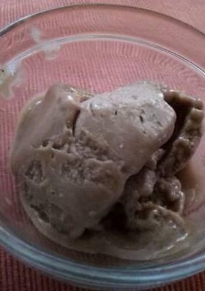 A picture of Choco-banana 'ice-cream'.