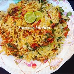 A picture of Minced meat Biryani.