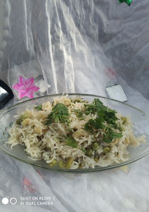 A picture of Matar Pulao.