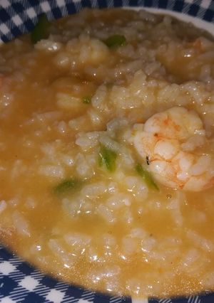 Una foto de Arroz meloso con merluza y langostinos