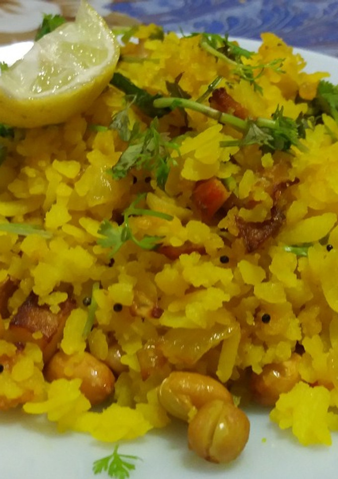 A picture of Kanda poha.