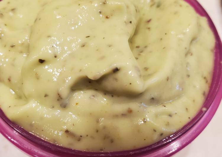 Step-by-Step Guide to Prepare Homemade Avocado Yogurt Aioli