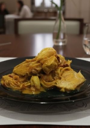 Una foto de Alcachofas Fritas en Salsa de Lager y Cúrcuma