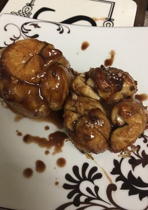 A picture of Chocolate cheesecake monkey bread muffins.