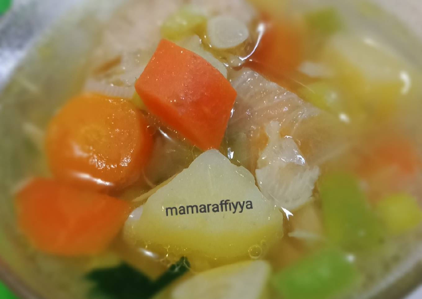 Sup ayam sederhana