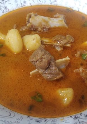 A picture of Aloo Gosht.