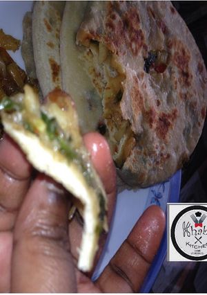 A picture of Aloo paratha.