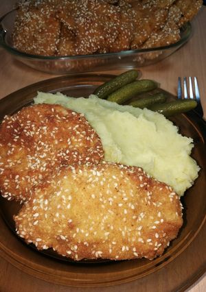 Csirkemell szezámmagos panírban recept fotója