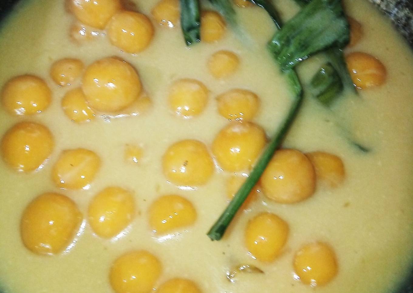 Kolak ubi jalar/biji salak/kikicak