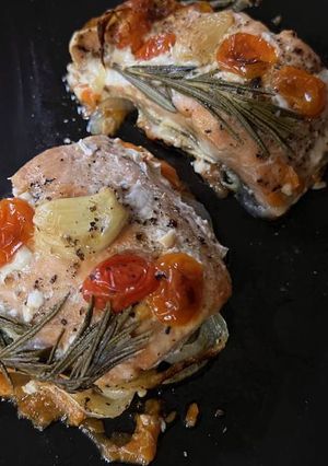 A picture of Salmon en papillote.