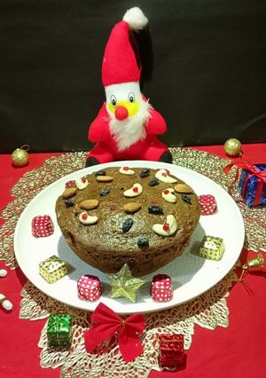 A picture of Plum Cake.