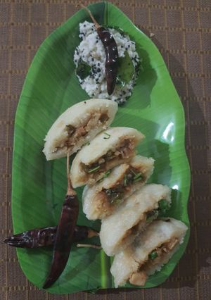 સ્ટીમ ચીલી પનીર ઈડલી રેસીપી મુખ્ય ફોટો