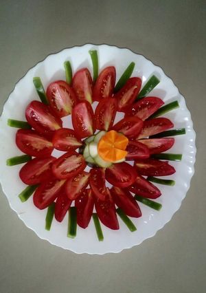 A picture of Creative presentation of salad.
