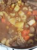 Guiso con fideos coditos