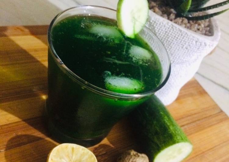 Spinach cucumber smoothie