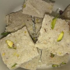 A picture of Makhana sweet.