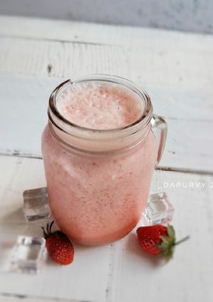 Foto resep STRAWBERRY Yakult JUICE