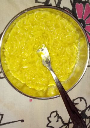 A picture of Butter cheese Maggi.