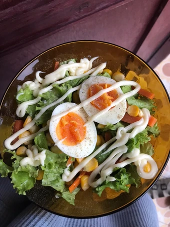 Langkah Gampang Membuat Resep  Salad simple yang Lezat, Bikin Ketagihan