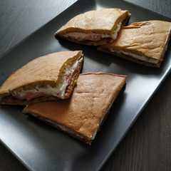 Foto di Pancake salati farciti