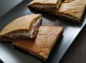 Foto di Pancake salati farciti