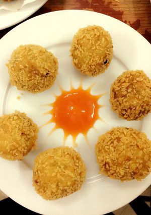 Hình của món Khoai lệ phố.