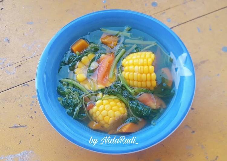 Resep Sayur Bening Bayam,Jagung Manis & Labu Kuning oleh nidarudi - Cookpad