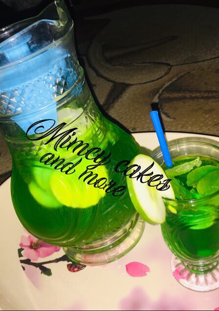 A picture of Cucumber mock tail.