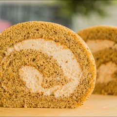 A picture of Earl Grey Swiss Roll Cake (Black Tea Cake).