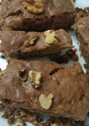 A picture of Chocolate Walnut Slice.