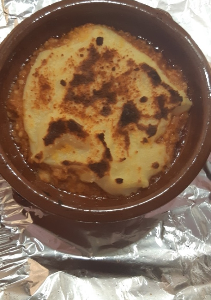 Una foto de Pastel de atún con tomate