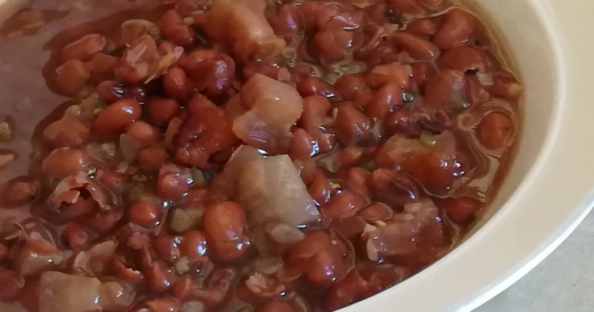 Sopa de Frijoles con Chuleta de cerdo Receta de Avilia31- Cookpad