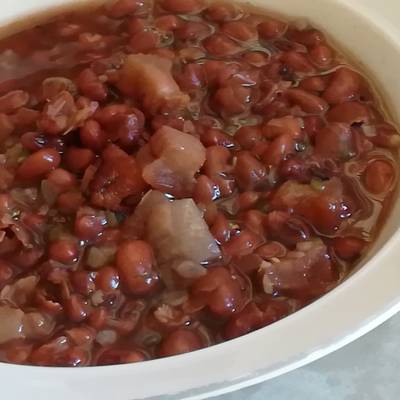 Sopa de Frijoles con Chuleta de cerdo Receta de Avilia31- Cookpad