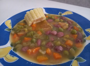 Una foto de Sopa de verduras