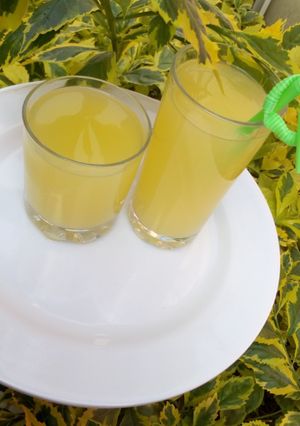 A picture of Orange/Ginger Drink.