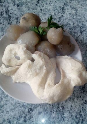 Una foto de Chono con bisteck de pollo al vapor