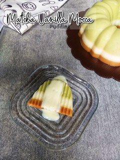 Foto resep Matcha VanMoc (Matcha Vanilla Mocca) Pudding