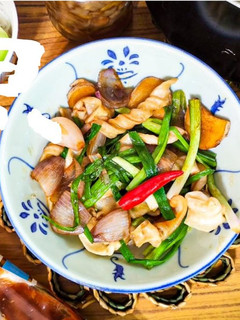 家庭小菜|簡易 薑蔥魚卜 (魚鏢) 水上飛鰾 (附影片) 的食譜成品照片