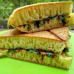 A picture of Martabak Manis Teflon (bersarang plus anti gagal).