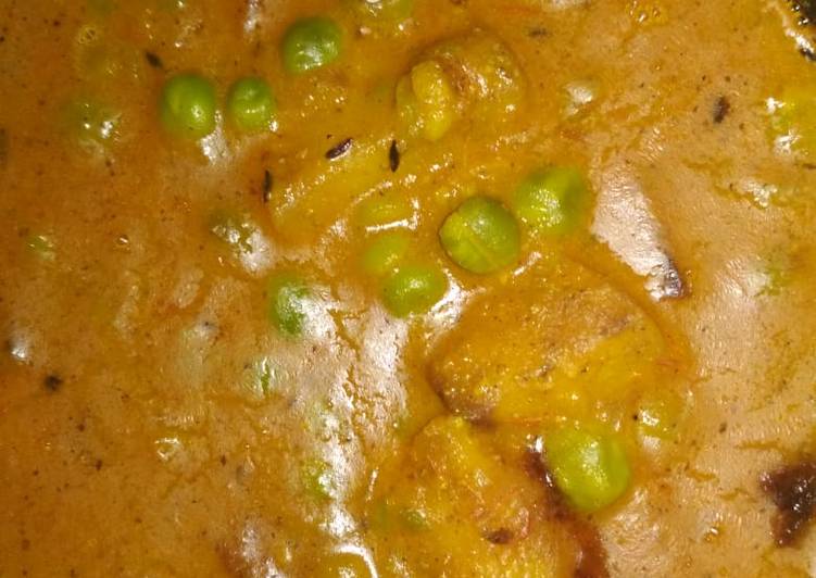 My Favorite Aloo matar curry